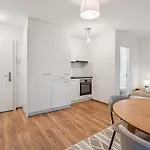 Exclusive Near Center - Color 4 Apartment