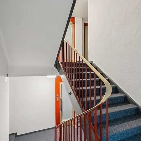 Apartment Exclusive Near Center - Color 4