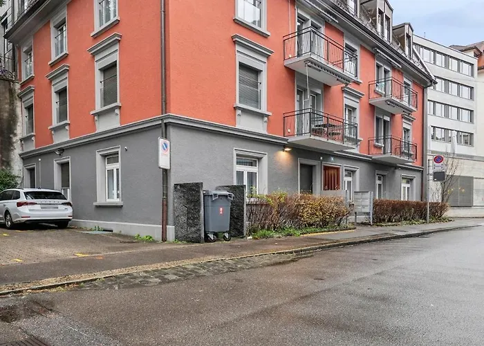 Exclusive Near Center - Color 4 Апартаменти *